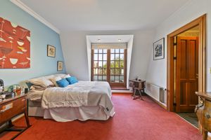 Bedroom- click for photo gallery